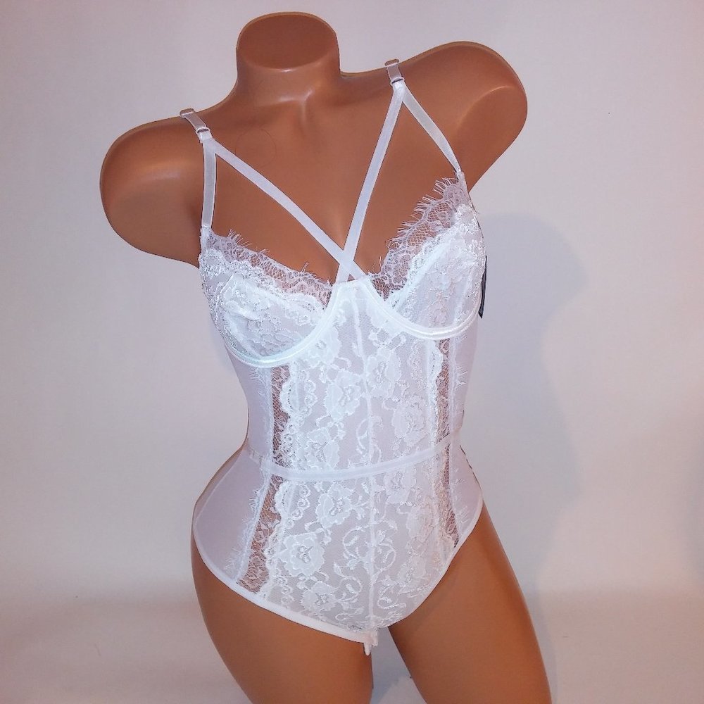 Just Sexy Lingerie‎